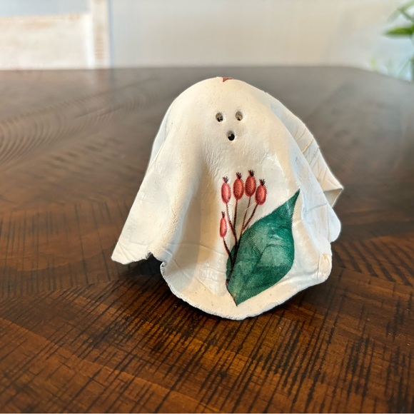 Fall Ghost Decor - Picture 4 of 5